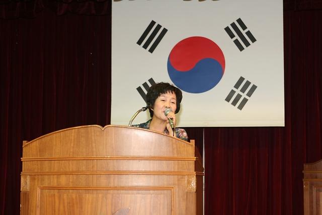 김영옥 의장 노인문화대학 강의 사진